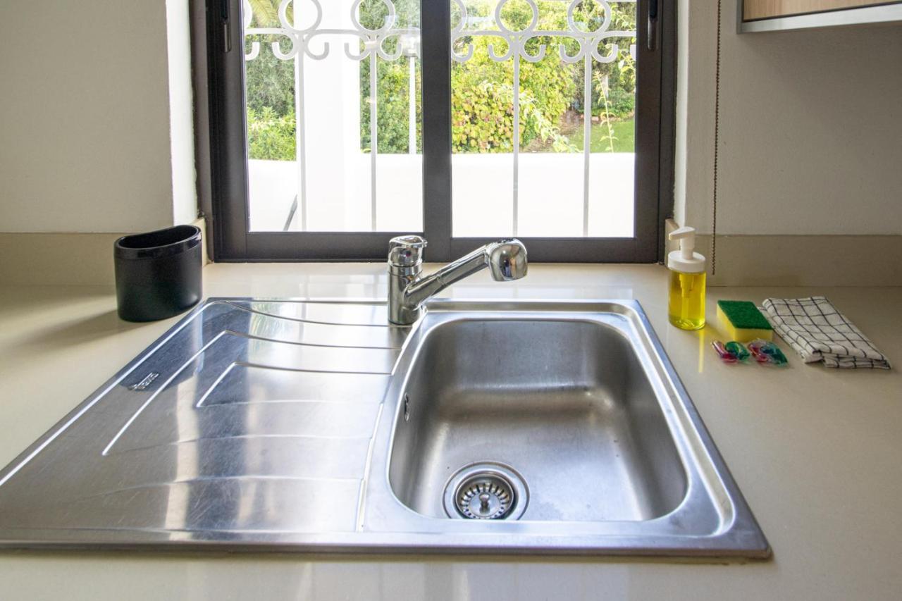 Seaside Retreat With Pool, Ac, And Fast Wi-fi * Albufeira
